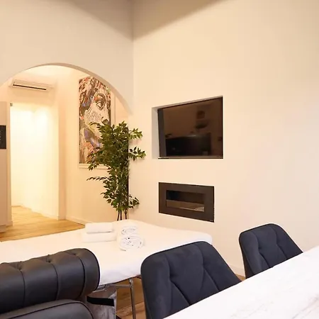 Santa Croce Stylish Daire